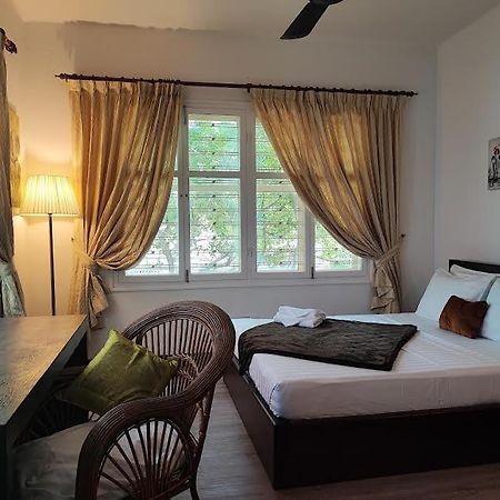 Villa Papillon Phnom Penh Exterior photo