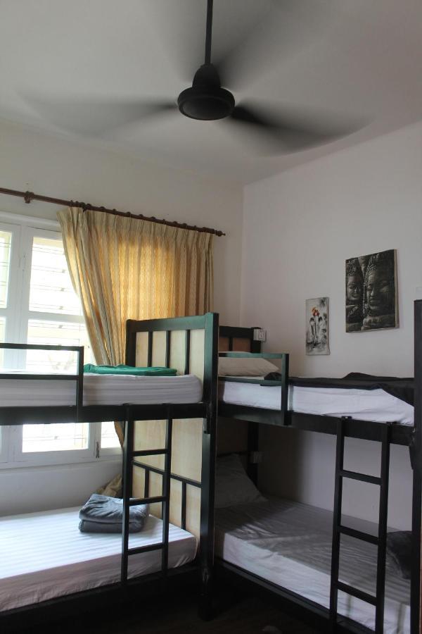 Villa Papillon Phnom Penh Exterior photo